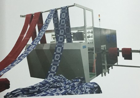 máy cắt ngang tự động